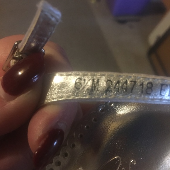 Shoes - Picture 2 of 2